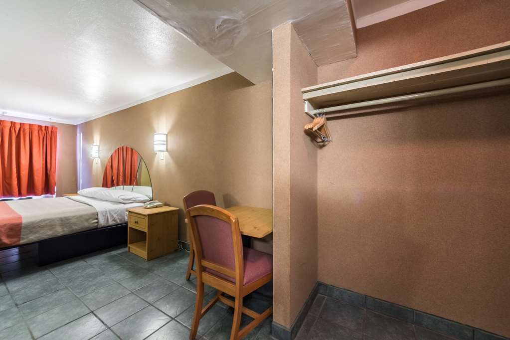 Motel 6-Fort Worth, Tx - Seminary Room photo
