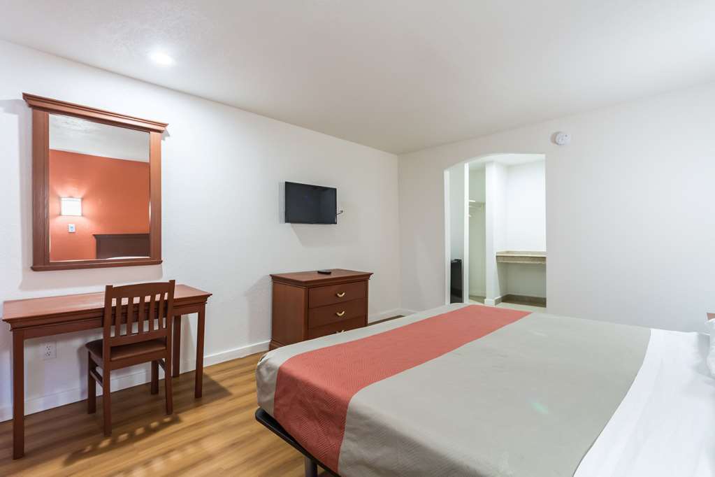 Motel 6-Fort Worth, Tx - Seminary Room photo