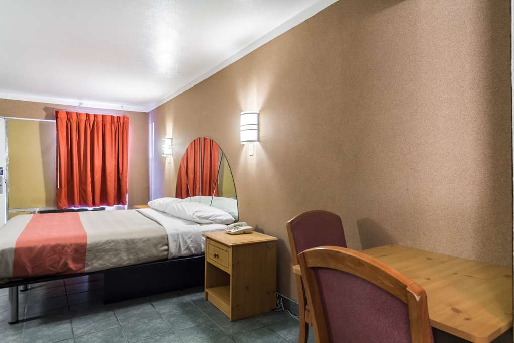 Motel 6-Fort Worth, Tx - Seminary Room photo