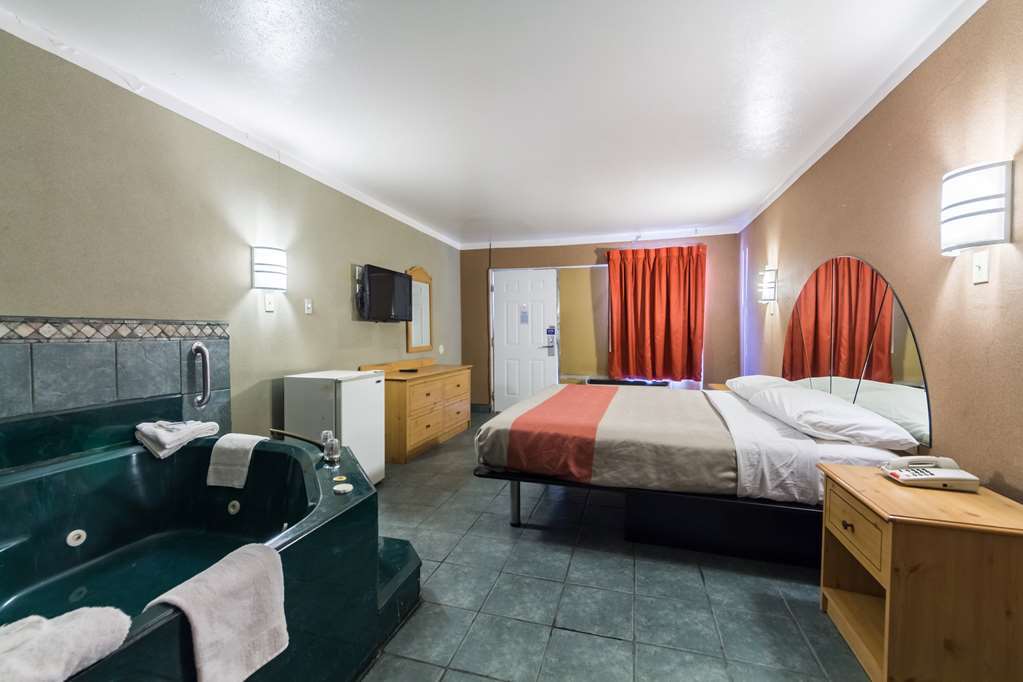 Motel 6-Fort Worth, Tx - Seminary Room photo