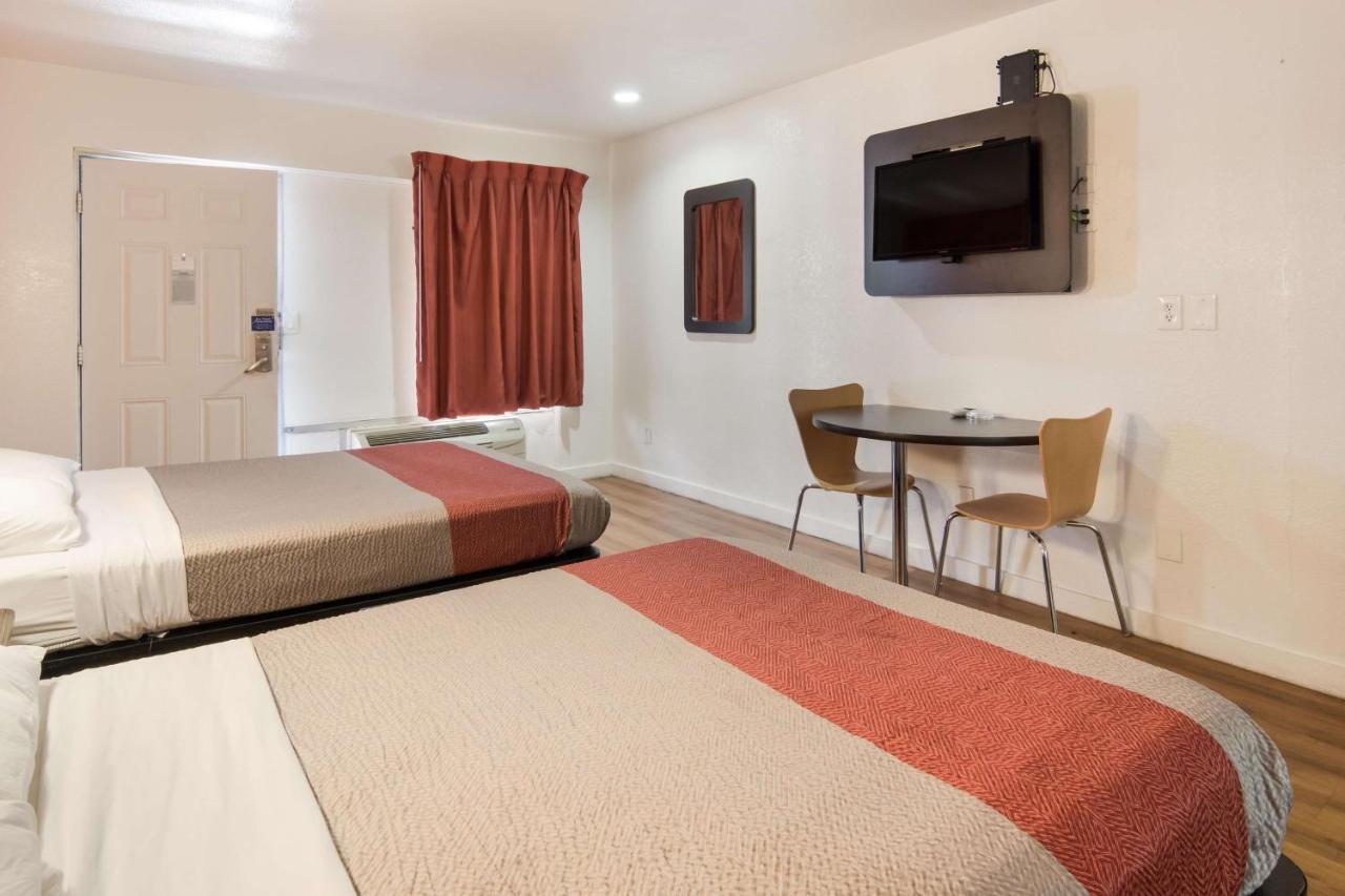 Motel 6-Fort Worth, Tx - Seminary Exterior photo